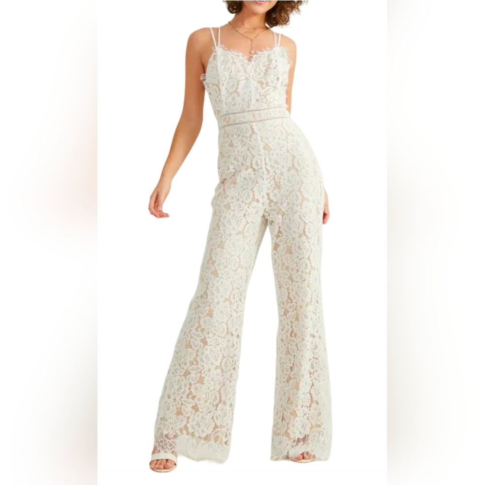 Beige lace Romper/jumpsuit Size  XXL